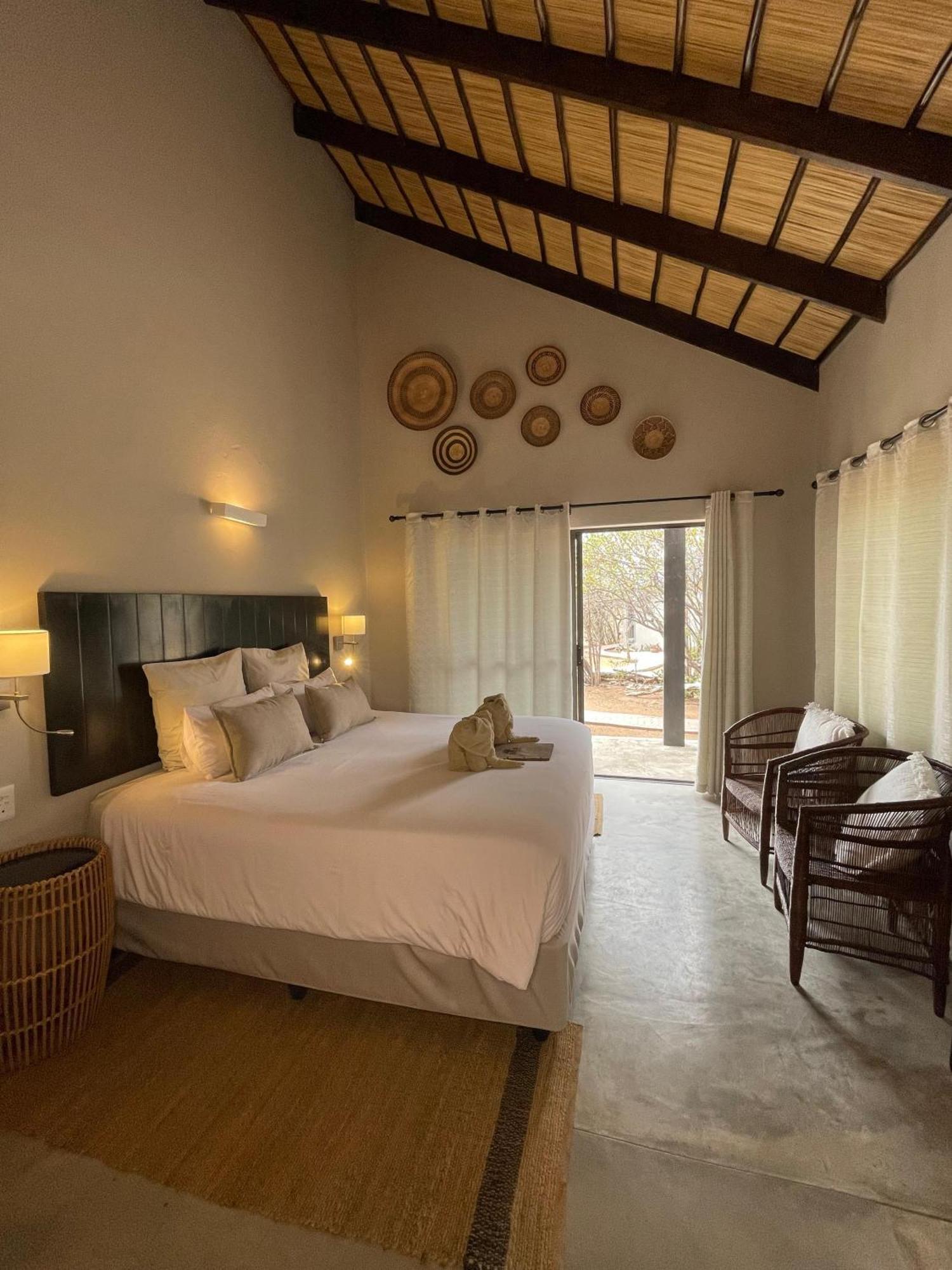 The Baobab Bush Lodge And Villa Ходспруит Екстериор снимка