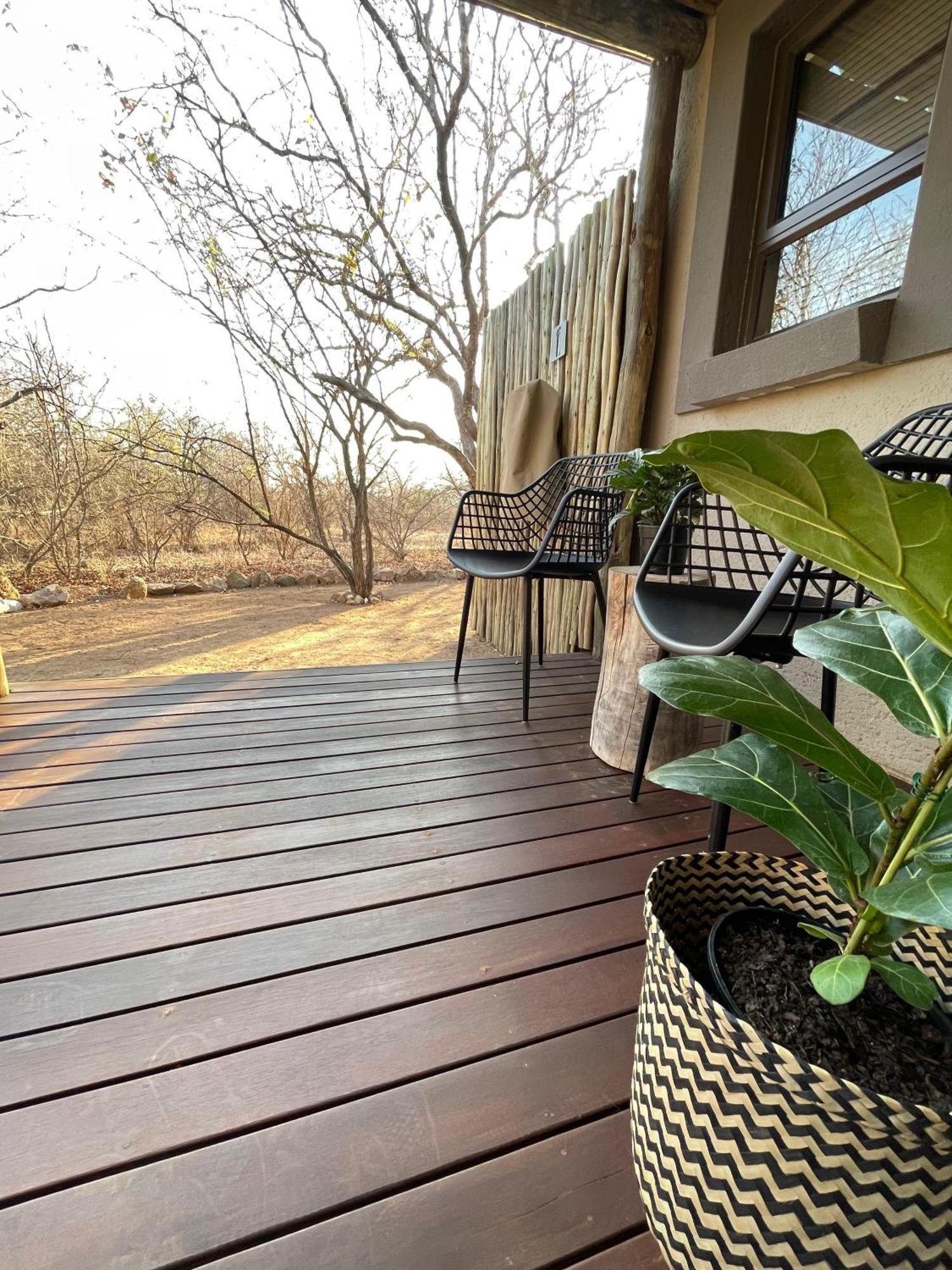 The Baobab Bush Lodge And Villa Ходспруит Екстериор снимка