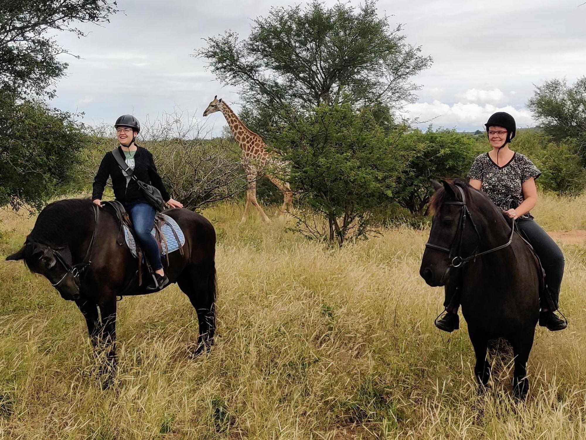 The Baobab Bush Lodge And Villa Ходспруит Екстериор снимка