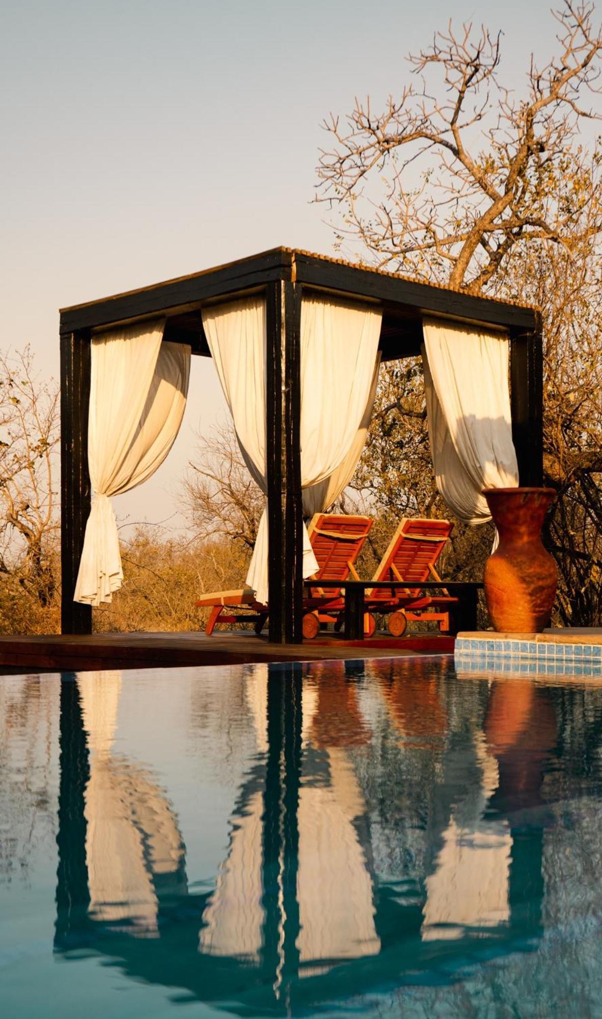 The Baobab Bush Lodge And Villa Ходспруит Екстериор снимка