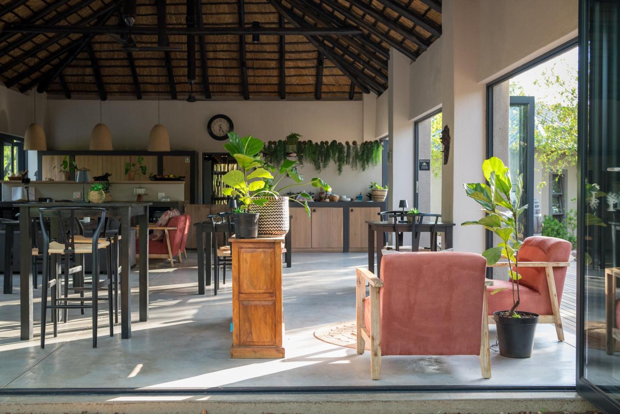 The Baobab Bush Lodge And Villa Ходспруит Екстериор снимка
