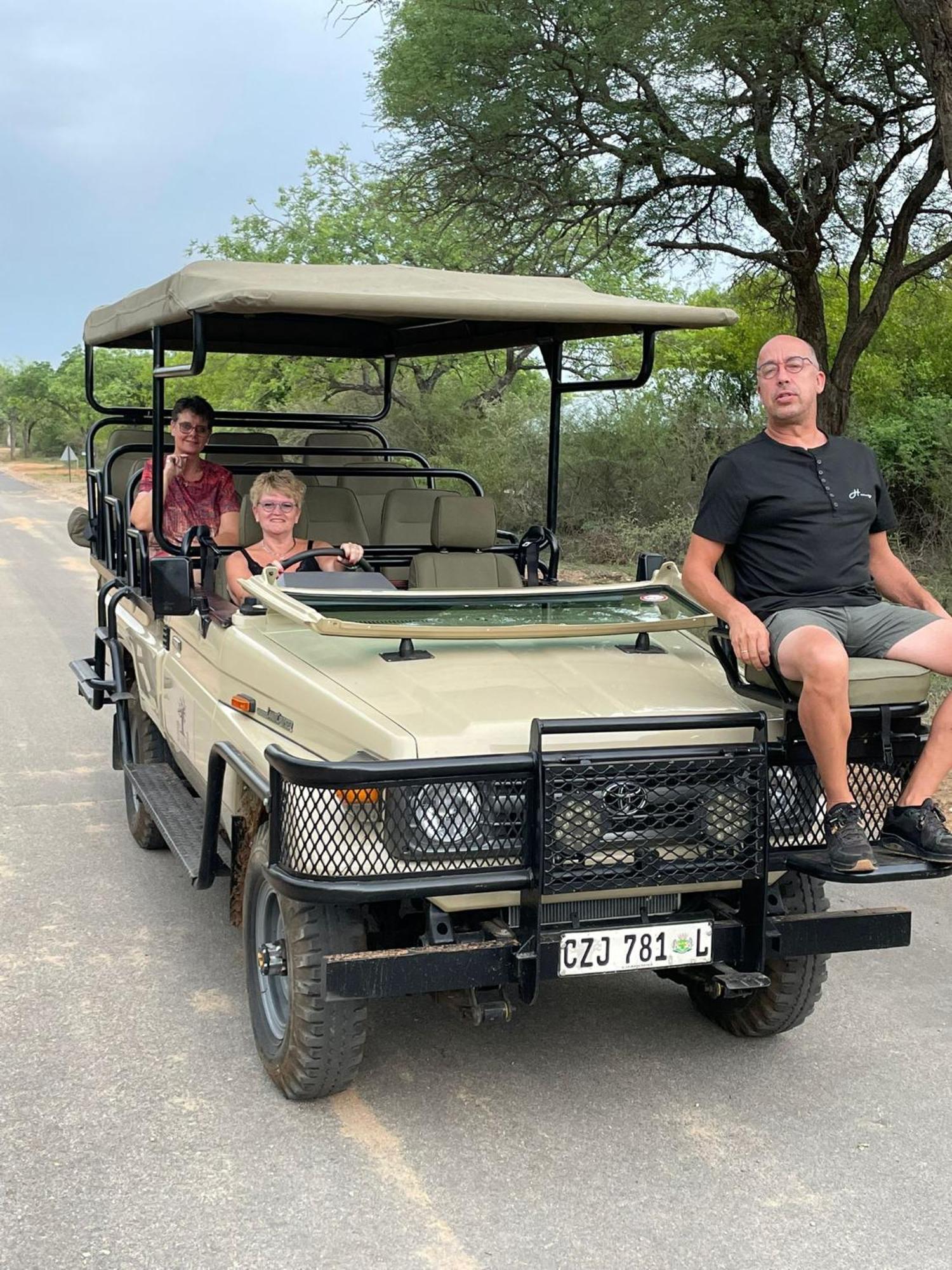 The Baobab Bush Lodge And Villa Ходспруит Екстериор снимка